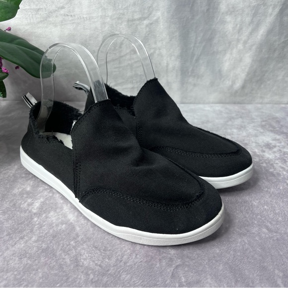 Vionic Shoes - Vionic Beach Malibu Canvas Frayed Washable Casual Slip-On Black Sneaker Size 7.5